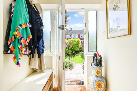 Ph30_6028624 - Co...