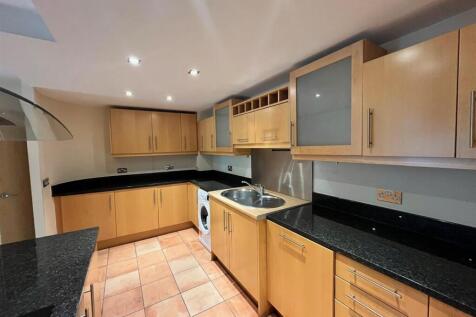 5 MH KITCHEN 2.jpg