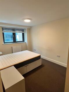 5 MH MASTER BEDROOM.jpg