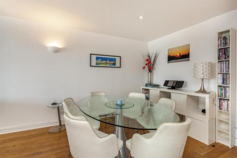 18 NAW dining area.jpg