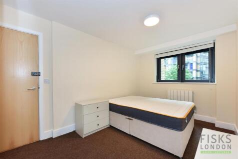 Flat 5 Millharbour (2).JPG