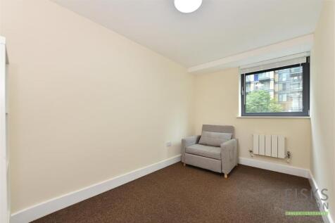 Flat 5 Millharbour (3).JPG