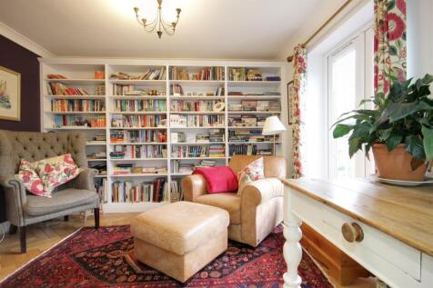 DAY ROOM