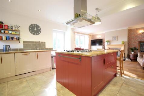 COMBINED DAY ROOM &amp; KITCHEN