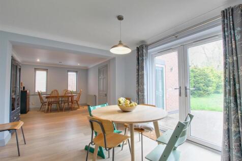 COMBINED KITCHEN, DINING ROOM &amp; DAY ROOM