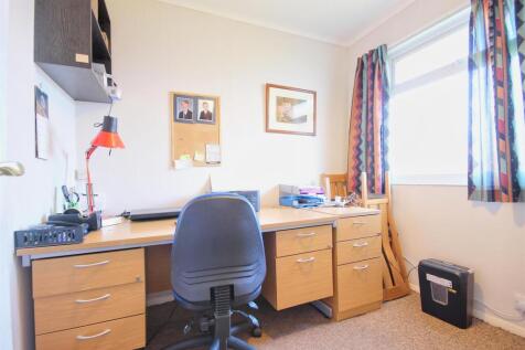 BEDROOM 5 (CURRENTLY USED AS AN OFFICE)