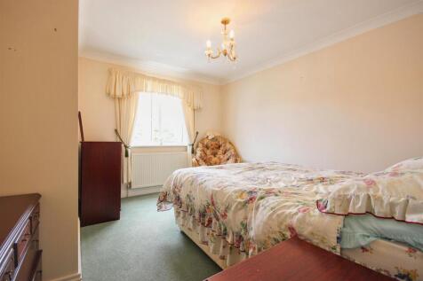 BEDROOM 2 (FRONT)