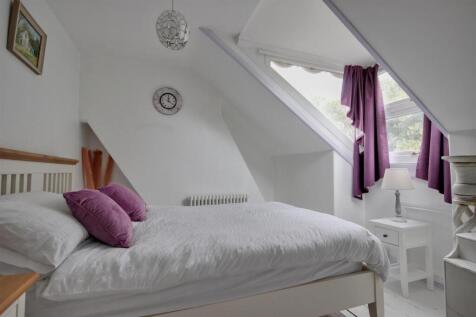 BEDROOM 4 (REAR)