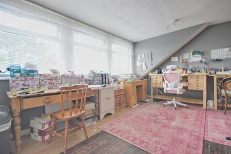 BEDROOM 3 (FRONT)