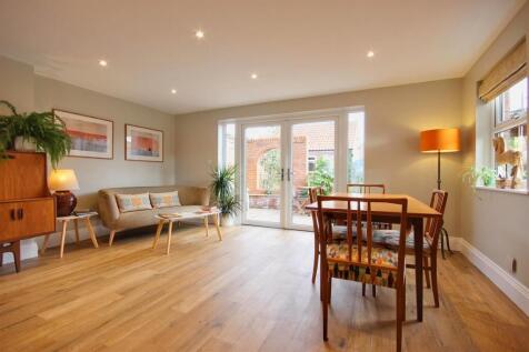 COMBINED DAY ROOM &amp; KITCHEN