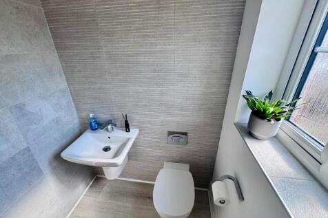 Cloakroom WC
