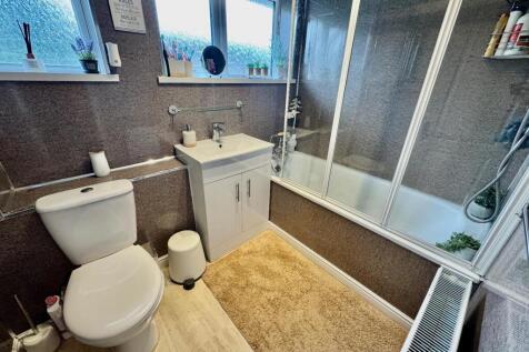 Bathroom/w.c.