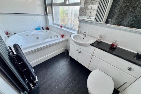 Bathroom/w.c.