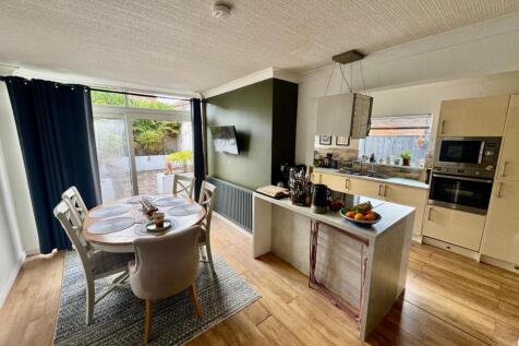 Dining Area into Kitchen