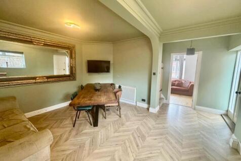 Dining Room&#96;