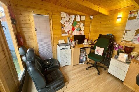 Office/Bar