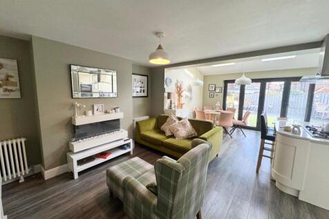 Open Plan Dining/ Kitchen / Family Area