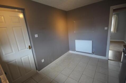 1. kitchen 2.JPG