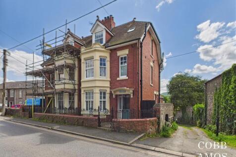 CAM02803G0-PR0186-STILL067.jpg