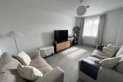 front room 3.jpg