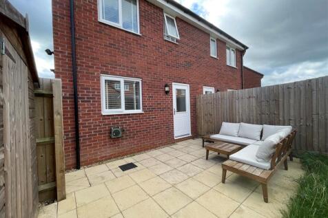 back garden 1.jpg