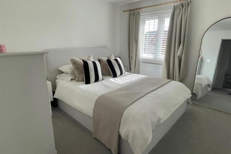bedroom.jpg