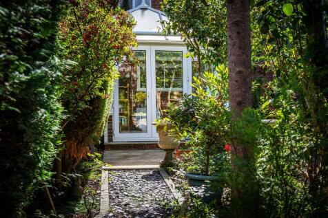 Property Image 37