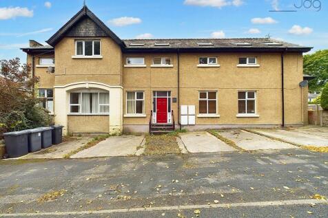 Welcome to Lofthouse, Durham Avenue, top LH side