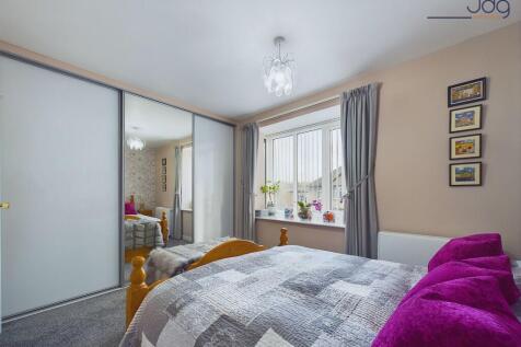Master Bedroom 3