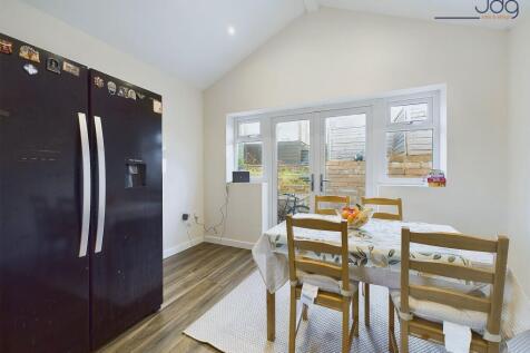Open Plan Dining Room