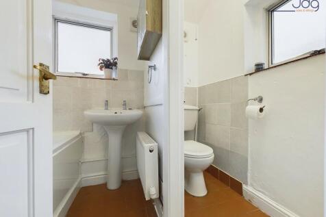 Bathroom with seperate WC