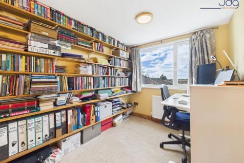 Single Bedroom/Office