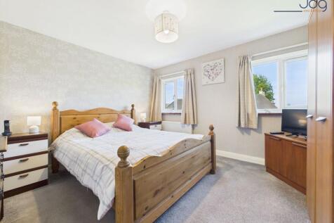 Double Bedroom 1