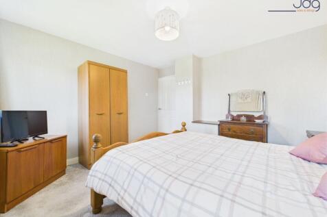 Double Bedroom 1