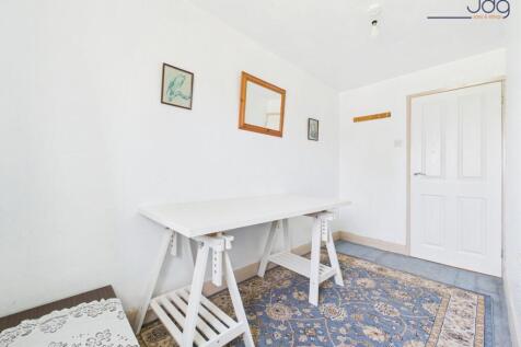 Single Bedroom