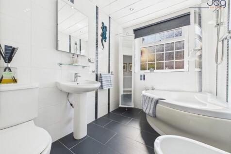 Four Piece Bathroom