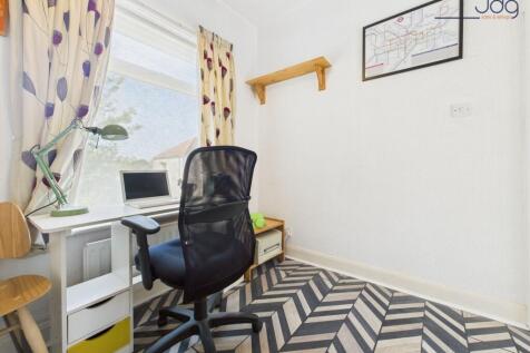 Single Bedroom/Office