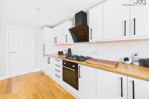 Spacious Open Plan Kitchen Diner