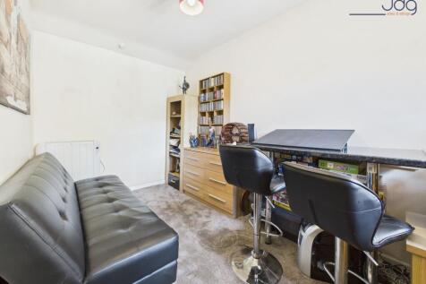 Single Bedroom