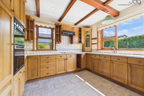 Kitchen, detailed woodwork