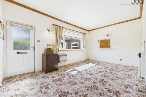Open Plan Kitchen and Dining Room