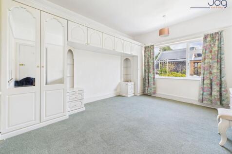 Double Bedroom 1