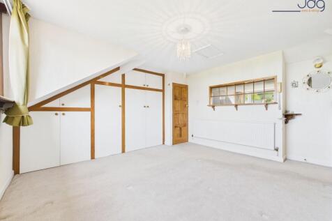Upstairs Double Bedroom
