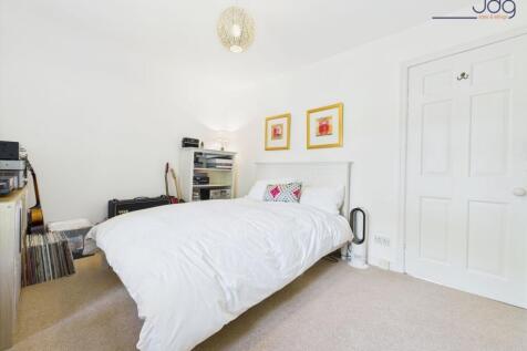 Double Bedroom 1