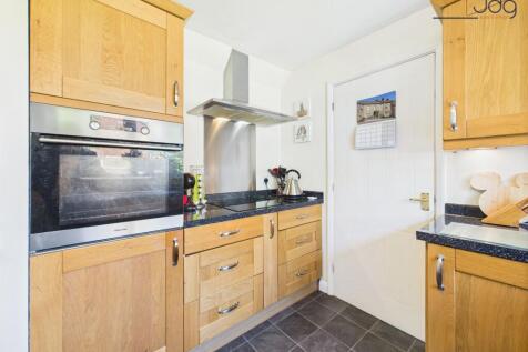 Spacious Wood Kitchen