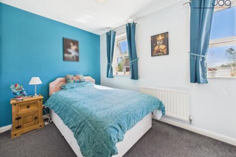 Double Bedroom 2