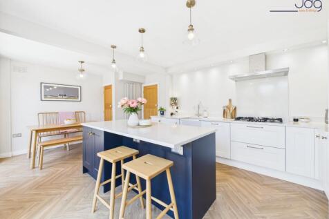 Open Plan Kitchen Diner
