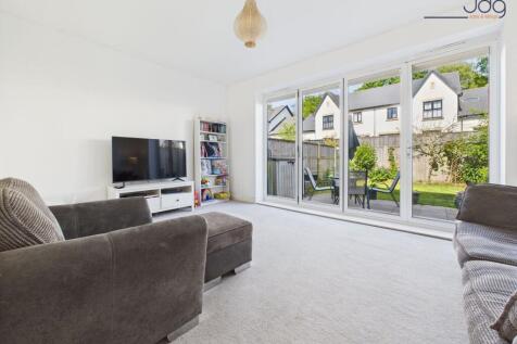 Spacious Living Room with Bi-Fold Doors