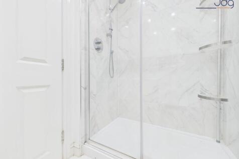 Ensuite, Shower Room