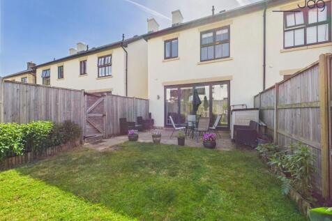 Private Garden and Bi-fold doors